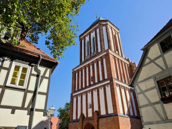 202309150-02 - Peter-Paul-Kirche in Senftenberg, Lausitz, Brandenburg, Deutschland