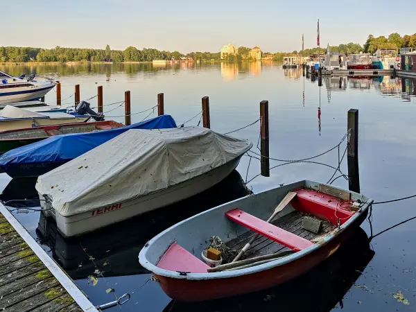 202309110-37 - Röblinsee bei Fürstenberg, Ruppiner Seenland, Brandenburg, Deutschland