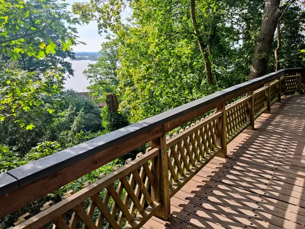 202309250-14 - Römischer Garten in Blankenese, Hamburg, Deutschland
