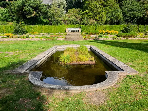 202309250-16 - Römischer Garten in Blankenese, Hamburg, Deutschland