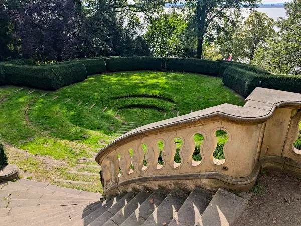 202309250-19 - Römischer Garten in Blankenese, Hamburg, Deutschland