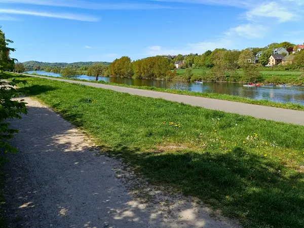 202604260-11 - Ruhr bei Hattingen, Ruhrgebiet, Nordrhein-Westfalen, Deutschland