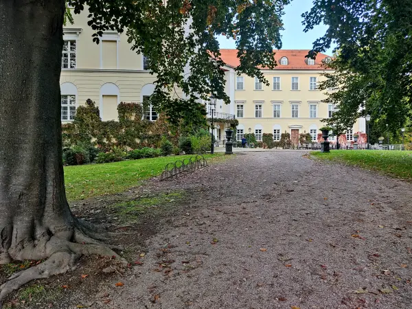 202310230-32 - Schloss in Lübbenau, Spreewald, Brandenburg, Deutschland