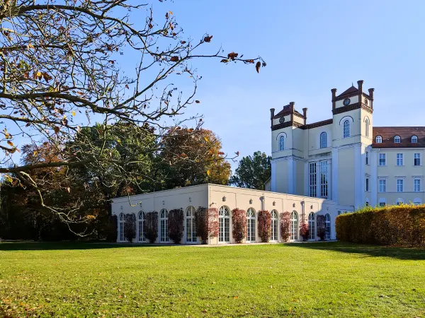 202311040-11 - Schloss in Lübbenau, Spreewald, Brandenburg, Deutschland