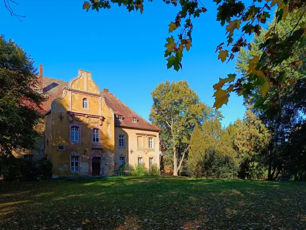202610190-02 - Schloss Lindenberg, Seenland Oder-Spree, Brandenburg, Deutschland