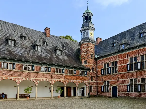 202309230-38 - Schloss Reinbek, Herzogtum Lauenburg und Stormarn, Schleswig-Holstein, Deutschland