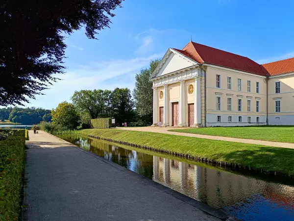 202508110-25 - Schlosstheater in Rheinsberg, Ruppiner Seenland, Brandenburg, Deutschland
