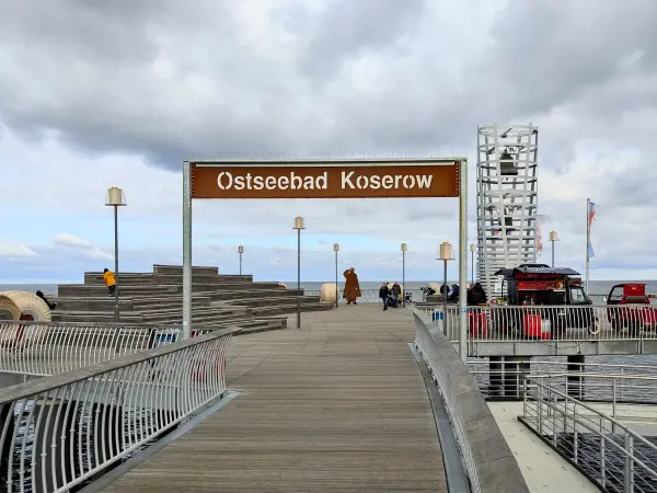 202310170-41 - Seebrücke in Koserow, Usedom, Mecklenburg-Vorpommern, Deutschland
