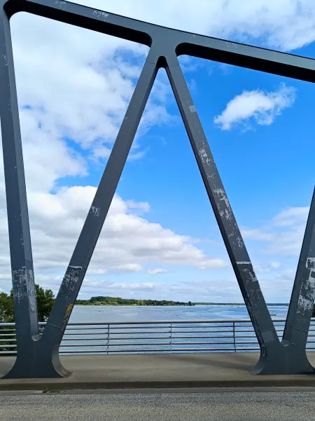202507260-27 - Seegartenbrücke zwischen Kirchmöser und Plaue, Havelland, Brandenburg, Deutschland