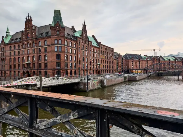 202308231-34 - Speicherstadt in der HafenCity, Hamburg, Deutschland