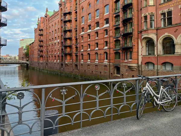 202309220-39 - Speicherstadt in der HafenCity, Hamburg, Deutschland