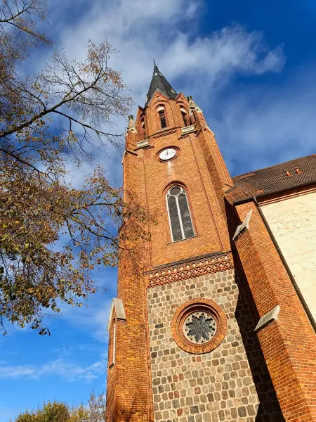 202510210-24 - St. Johannes in Burg Stargard, Mecklenburgische Seenplatte, Mecklenburg-Vorpommern, Deutschland