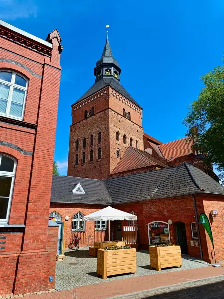 202605040-01 - St. Maria und St. Nikolaus in Sternberg, Mecklenburgische Seenplatte, Mecklenburg-Vorpommern, Deutschland