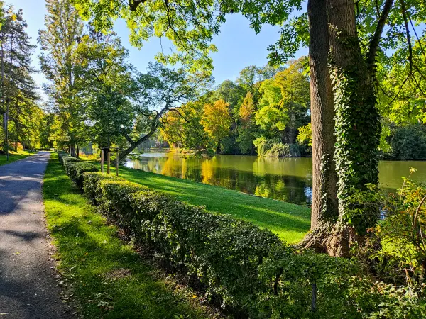 202210040-48 - Stadtgraben in Wolfenbüttel, Niedersachsen, Deutschland