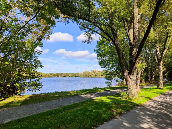 202210040-36 - Südsee in Braunschweig, Niedersachsen, Deutschland