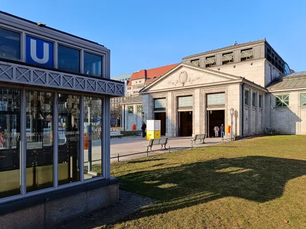 202603070-01 - U-Bahnhof Wittenbergplatz, Berlin, Deutschland