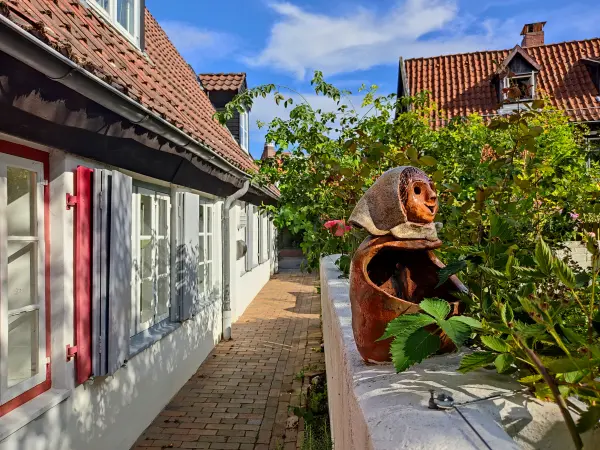 202309210-24 - Vereinigungs-Gang in Lübeck, Lübecker Bucht, Schleswig-Holstein, Deutschland