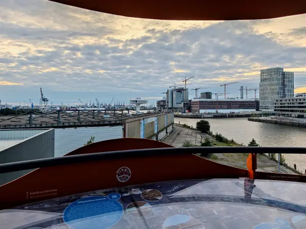 202309220-45 - View Point in der HafenCity, Hamburg, Deutschland