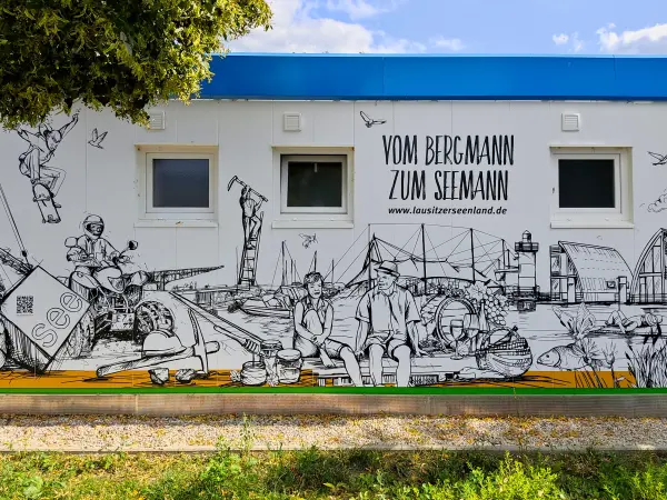 202309150-12 - Wandbild am Senftenberger See bei Großkoschen, Lausitz, Brandenburg, Deutschland