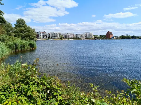 202507030-09 - Ziegelsee in Schwerin, Mecklenburgische Seenplatte, Mecklenburg-Vorpommern, Deutschland