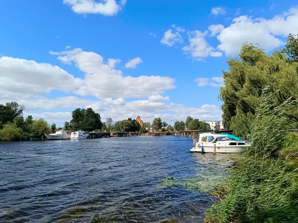 202507030-21 - Ziegelsee in Schwerin, Mecklenburgische Seenplatte, Mecklenburg-Vorpommern, Deutschland