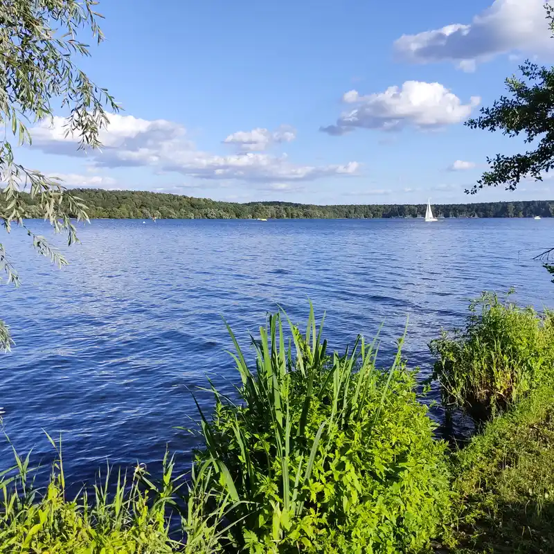 Am Spandauer Havelufer vom Landhausgarten Dr. Fraenkel zur Haveldüne