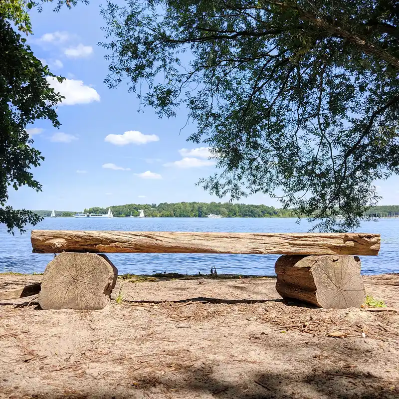 Am Havelufer zur Pfaueninsel und zum Schloss Glienicke