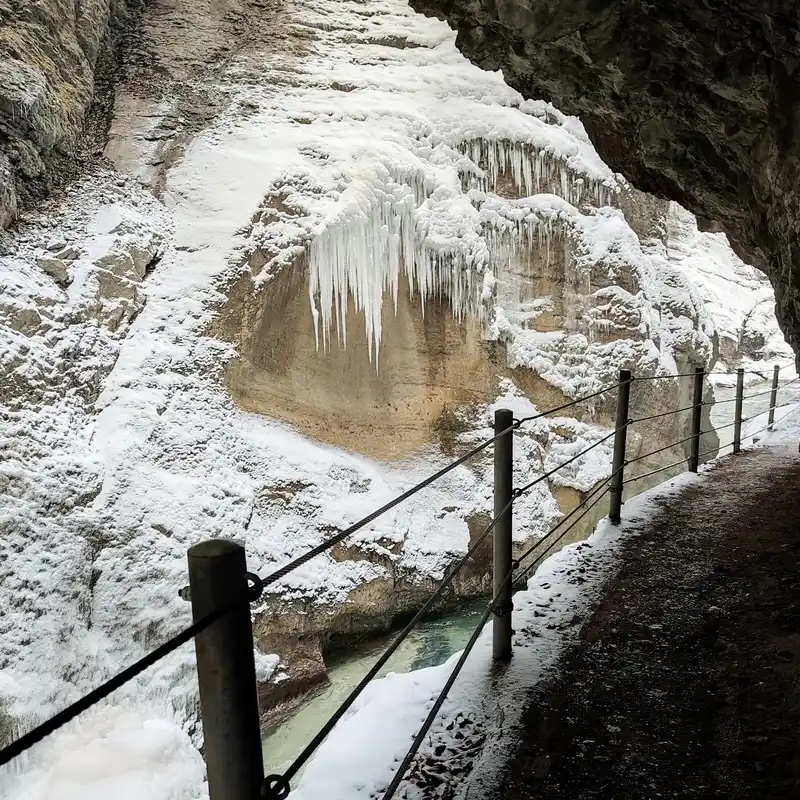 Winterzauber um Partenkirchen – Partnachklamm, Graseck und Philosophenweg