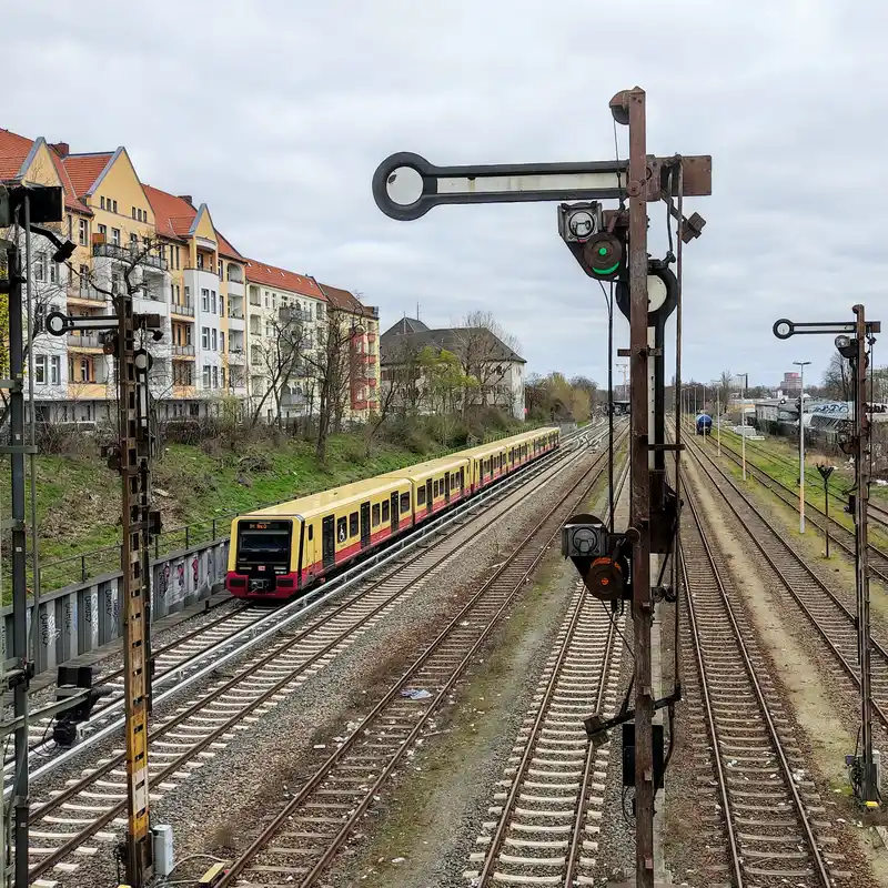 S-Bahn-Gleise in Neukölln