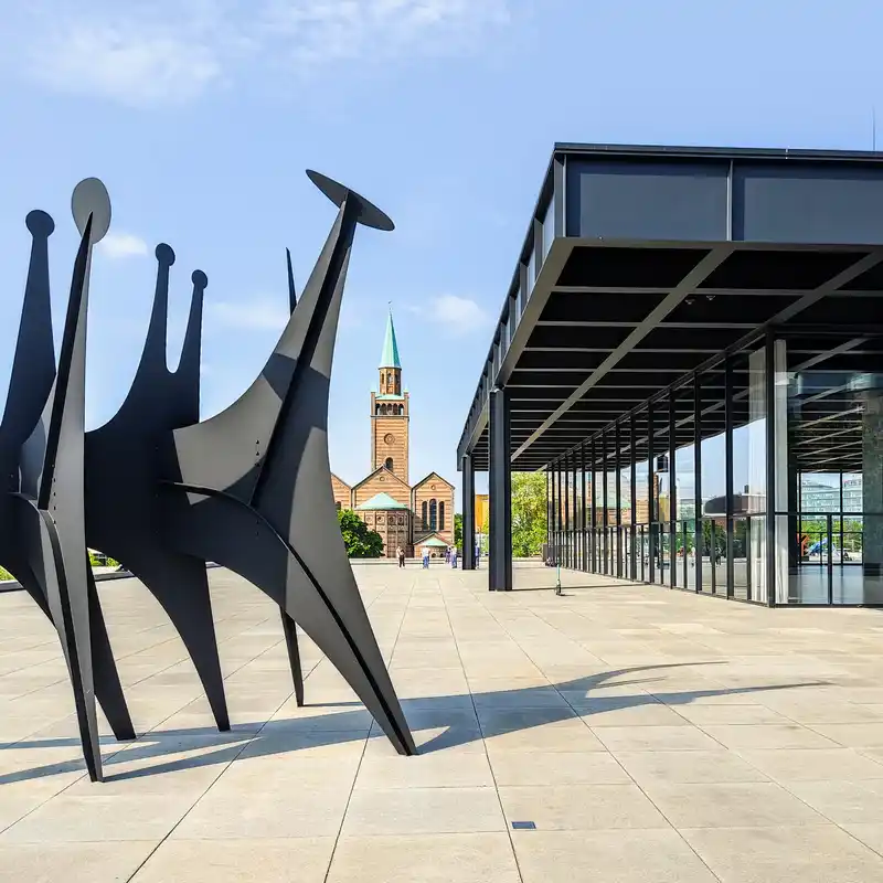 Neue Nationalgalerie und St.-Matthäus-Kirche