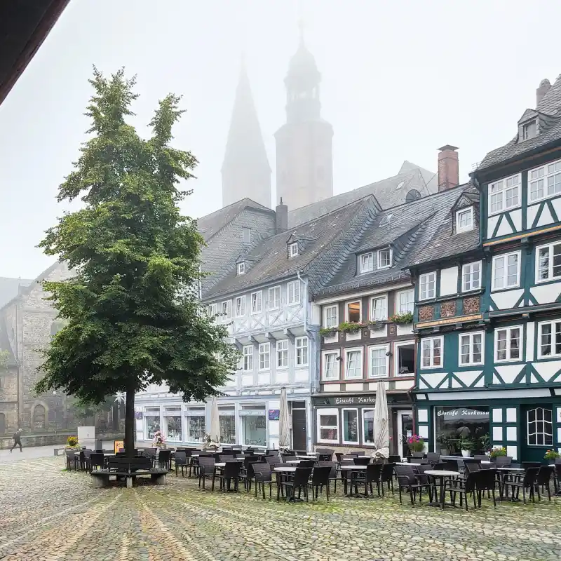Goslar im Nebel – Kleiner Rundgang durch die UNESCO-Welterbestadt mit Besuch der Kaiserpfalz