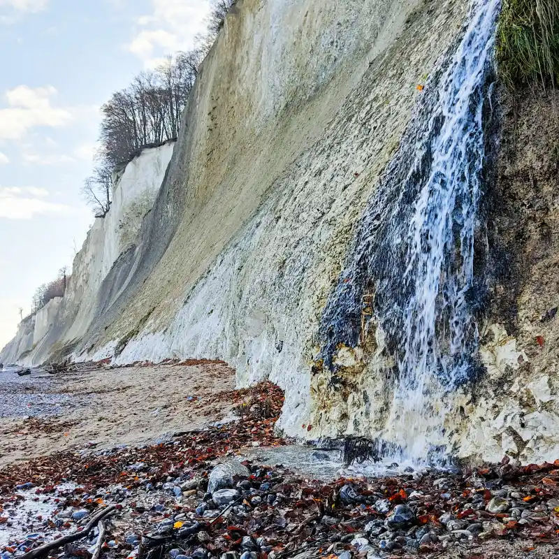 Wasserfall am Kieler Ufer