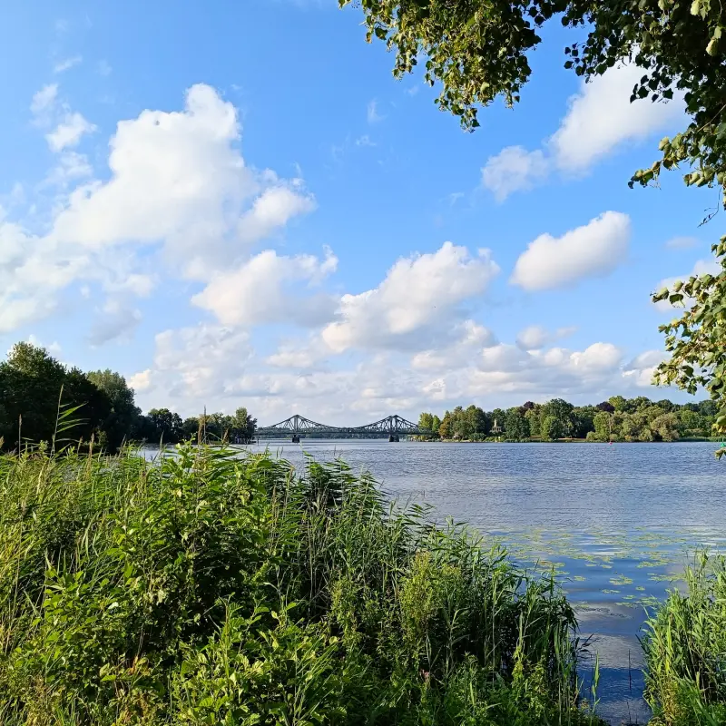 Glienicker See und Glienicker Brücke
