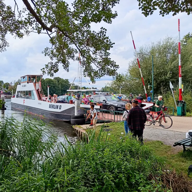 Fähre in Tegelort