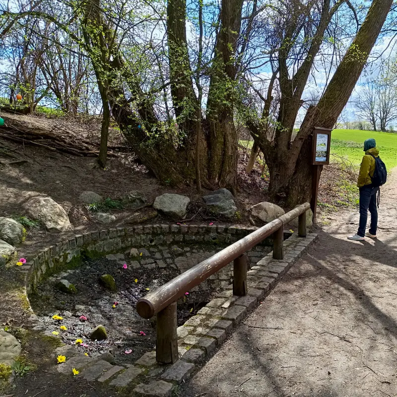 Ländliche Osterrunde zwischen Lübars und Blankenfelde zur Osterquelle am Tegeler Fließ